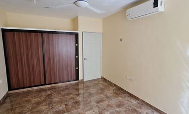 EDIFICIO EN VENTA, DE 3 DEPARTAMENTOS. CARMEN, CAMPECHE