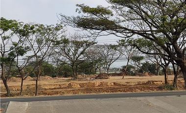 Av. León Febres Cordero Ribadeneyra, terreno comercial 15000 m2