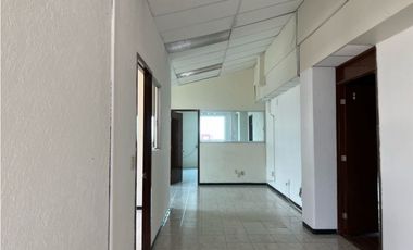 Venta o Renta Edificio de 4 Pisos Frente a Plaza de Toros Pachuca