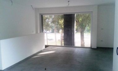 En Pinamar | Local a estrenar sobre Av. Bunge - A1-