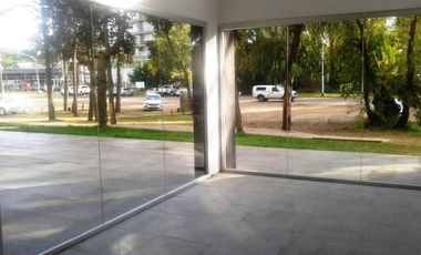 En Pinamar | Local a estrenar sobre Av. Bunge - A1-