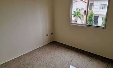 Casa de venta en la Urbanización Durán City, 4 dormitorios, de estreno.