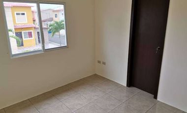 Casa de venta en la Urbanización Durán City, 4 dormitorios, de estreno.