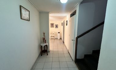 casa en venta en ciudad jardín. Cod V106046