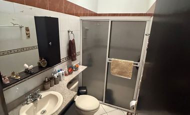 casa en venta en santamaria. Cod V512170