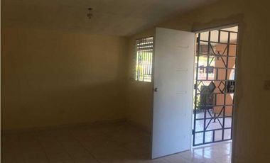 VENTA O ALQUILER CASA 4 HAB EN LA ELISA CHIARI -DAVID