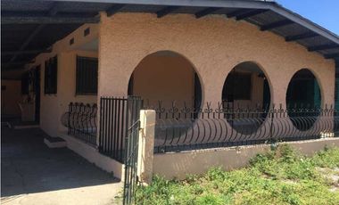 VENTA O ALQUILER CASA 4 HAB EN LA ELISA CHIARI -DAVID