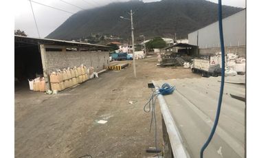 Bodega con terreno de venta en zona sur  Montecristi