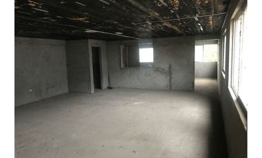 Bodega con terreno de venta en zona sur  Montecristi