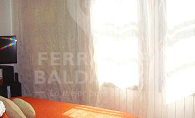 BURZACO - Casa + Duplex nuevo! Ideal 2 Familias! Detalles de categoría. Oportunidad para ver! Muy buena construcción. 2 de Abril esquina Martín Fierro