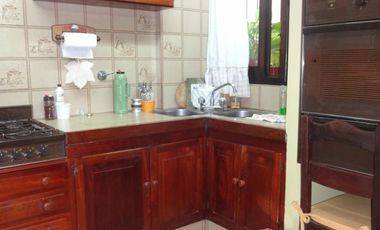 GUIDEK - STASIUK PROPIEDADES VENDE EXCELENTE CASA EN MUY BUENA UBICACION