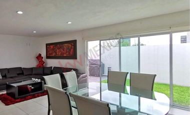 Casa equipada excelentes acabados y espacios para una familia grande, vive en fracc. con amenidades en Querétaro