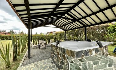 Venta de casa campestre en Guarne