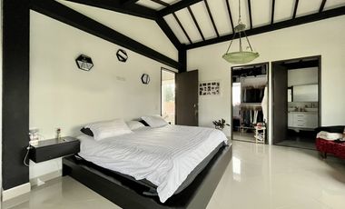 Venta de casa campestre en Guarne