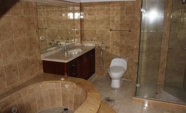 apartamento en venta en cristales. Cod V11351