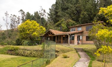 Vendo 3 Hermosas Casas en la Vereda el Salitre Vía Calera (mismo lote)