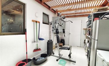 Casa en venta de 4 dorm. en Colina