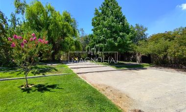 Casa en venta de 4 dorm. en Colina