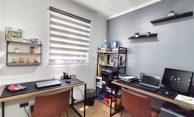 Casa en venta de 4 dorm. en Colina