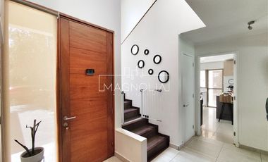 Casa en venta de 4 dorm. en Colina
