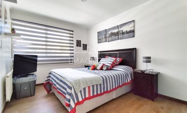Casa en venta de 4 dorm. en Colina