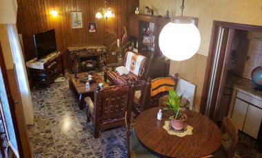 Casa PH en venta en Lanus Oeste