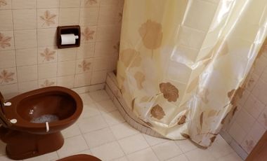 Casa PH en venta en Lanus Oeste