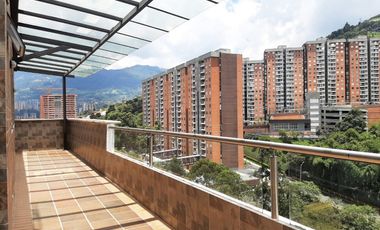 PR15300 Apartamento en arriendo sector La Cuenca