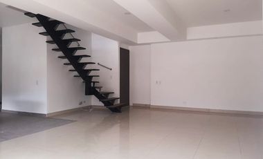 PR15300 Apartamento en arriendo sector La Cuenca