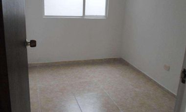 CASA CON LOCAL EN ARRIENDO URBANIZACIÓN ABIERTA SANTA CATALINA VILLAVICENCIO