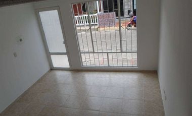 CASA CON LOCAL EN ARRIENDO URBANIZACIÓN ABIERTA SANTA CATALINA VILLAVICENCIO