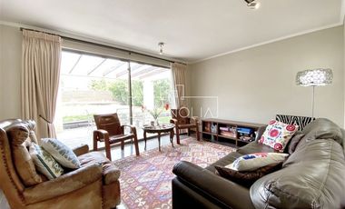 Casa en venta de 6 dorm. en Colina