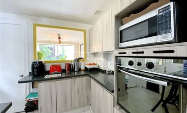 Casa en venta de 6 dorm. en Colina