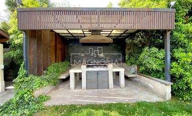Casa en venta de 6 dorm. en Colina