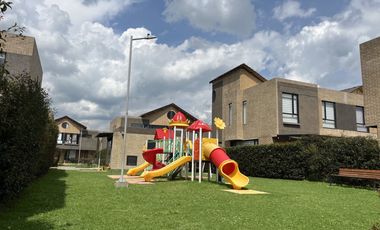 casa en venta en cajicá. Cod V8234630