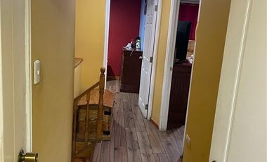 Casa de 140m2 en venta de 4 dorm. en Las Cabritas Calera