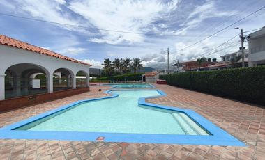 casa en venta en villa antigua. Cod V31311