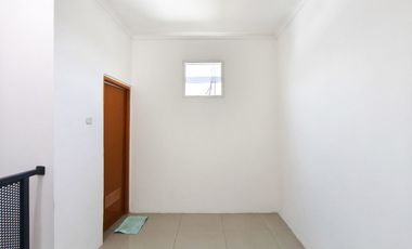 Rumah Terawat 2 Lt di Bekasi 15 Mnt ke RS Tarumajaya Bisa KPR J-45055