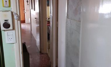 Chalet 3 ambientes con cochera en venta, Bernal !!!! EXCELENTE UBICACION !!!!