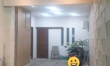 Rumah Mewah Model Villa Di Kota Mataram