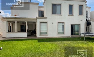 CASA EN VENTA EN DELICIAS CERCA DE GOMEZ MORIN