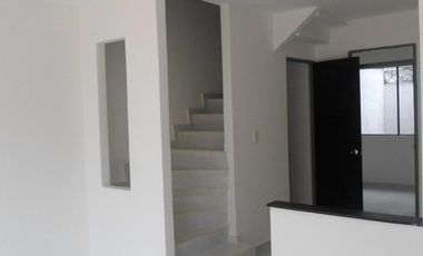 ARRIENDO -VENTA  CASA JARDINES DE SANTORINI