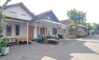 Tanah Murah Strategis Bonus Rumah Pinggir Jalan Utara Jogja Bay Maguwo
