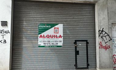 Excelente local con muy buena ubicación
