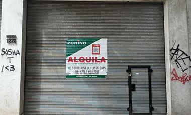 Excelente local con muy buena ubicación