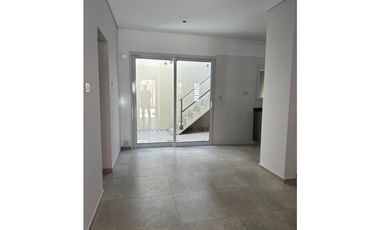 Hermosa Casa a Estrenar