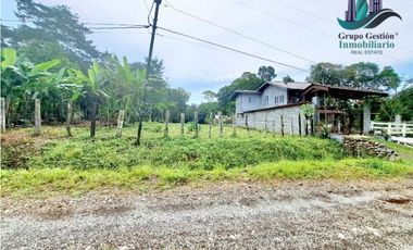 VENDO LOTE TITULADO DE 4320 CON QUEBRADA