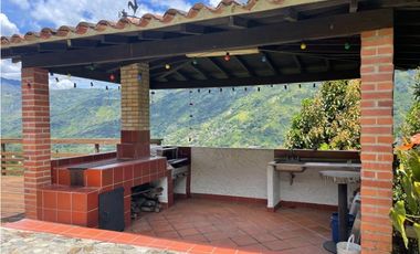 Hermosa finca en Barbosa