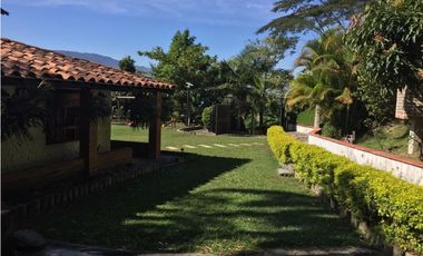 Hermosa finca en Barbosa