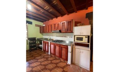 Hermosa finca en Barbosa